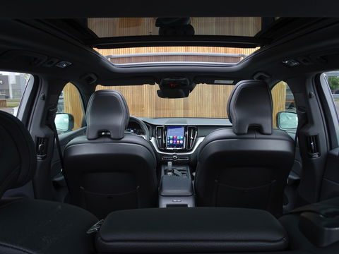 Volvo XC60 T8 407PK AWD / Inscription / panoramadak / 360° / LED