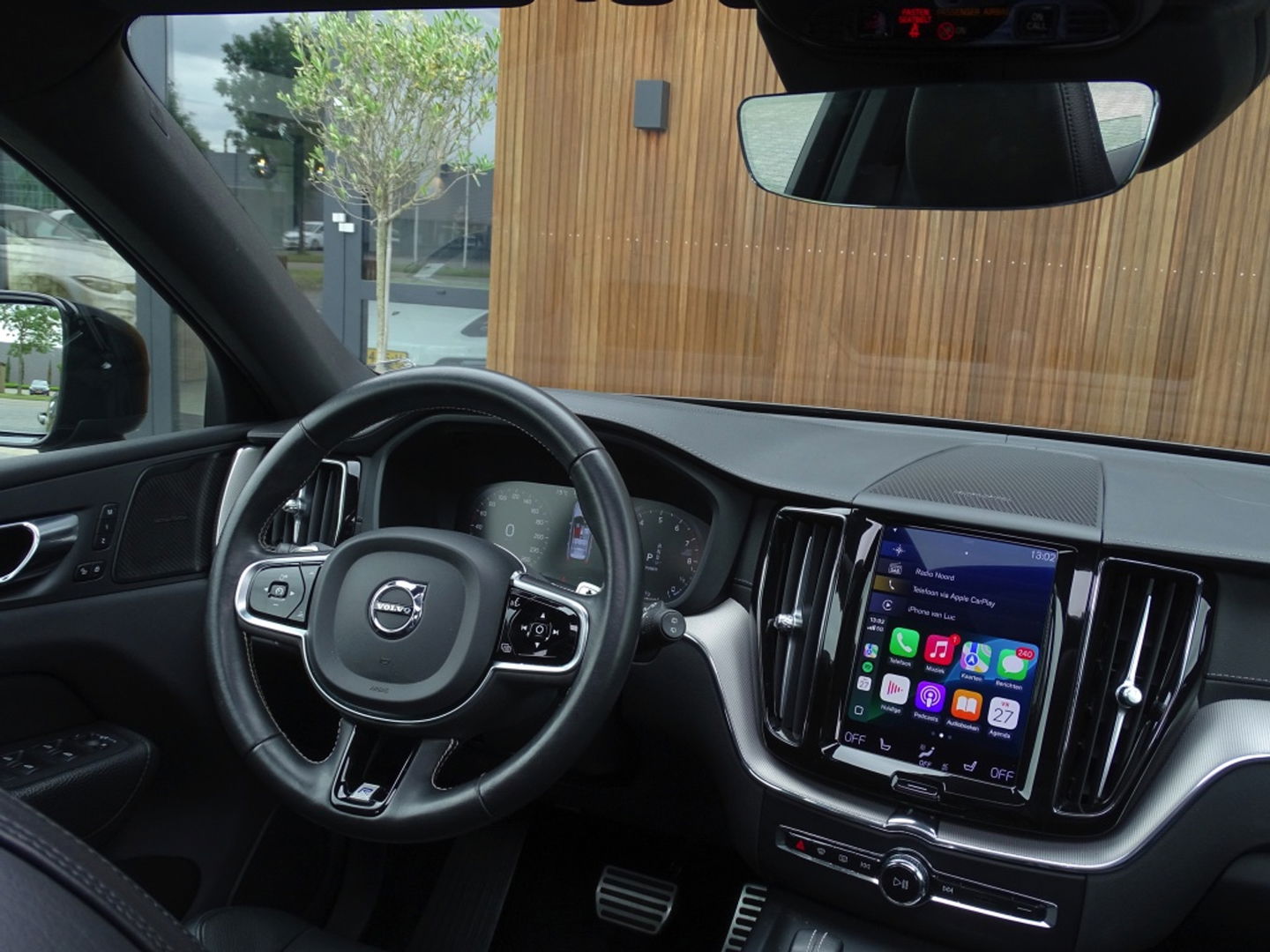 Volvo XC60 T8 407PK AWD / Inscription / panoramadak / 360° / LED