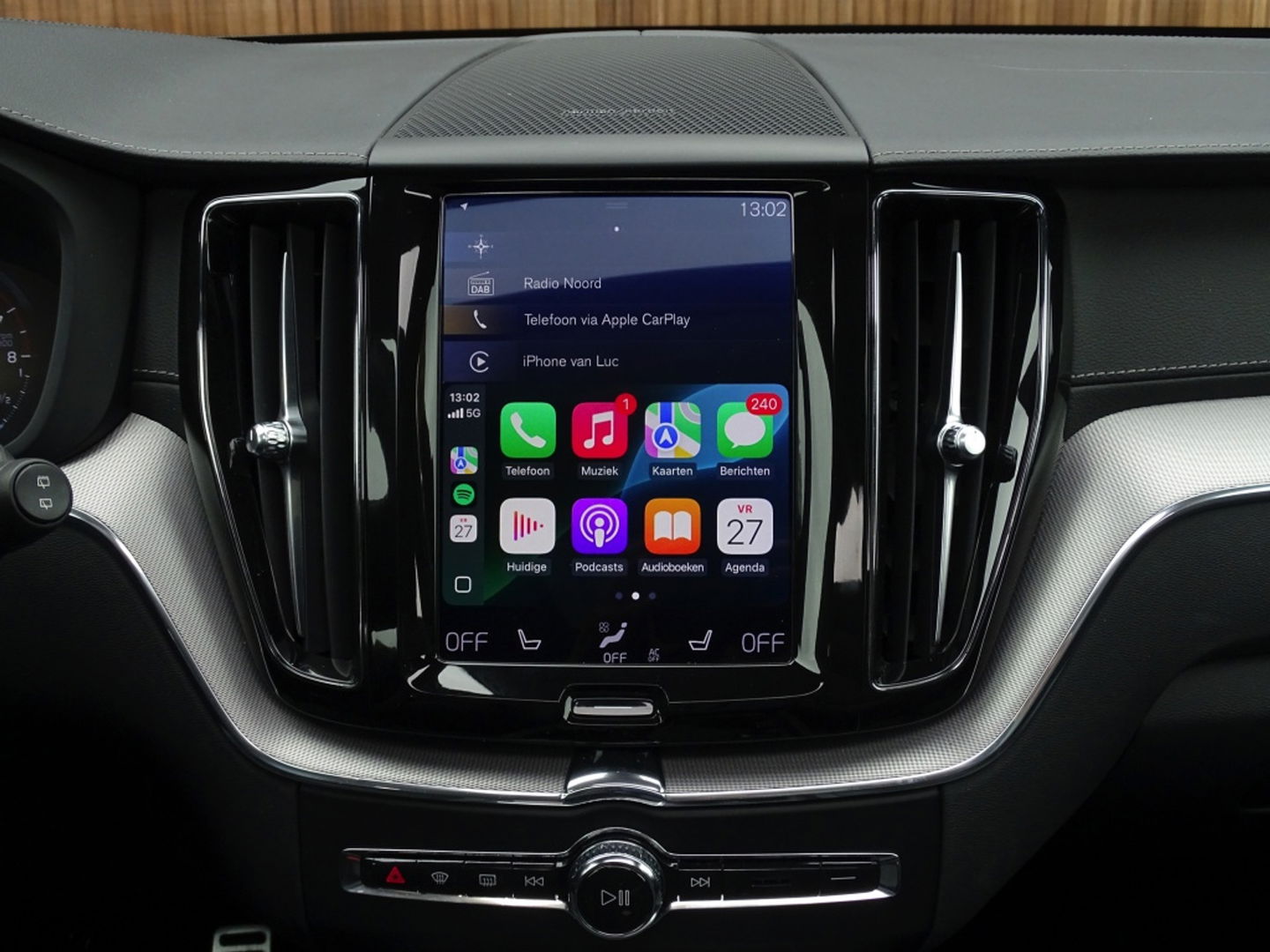 Volvo XC60 T8 407PK AWD / Inscription / panoramadak / 360° / LED