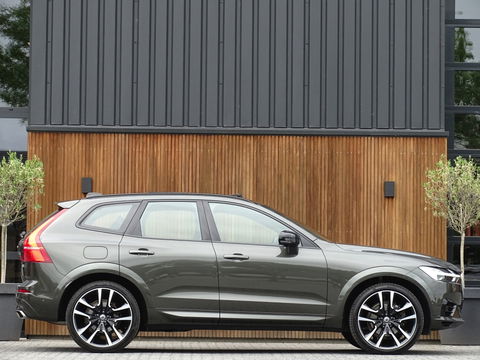 Volvo XC60 T8 407PK AWD / Inscription / panoramadak / 360° / LED