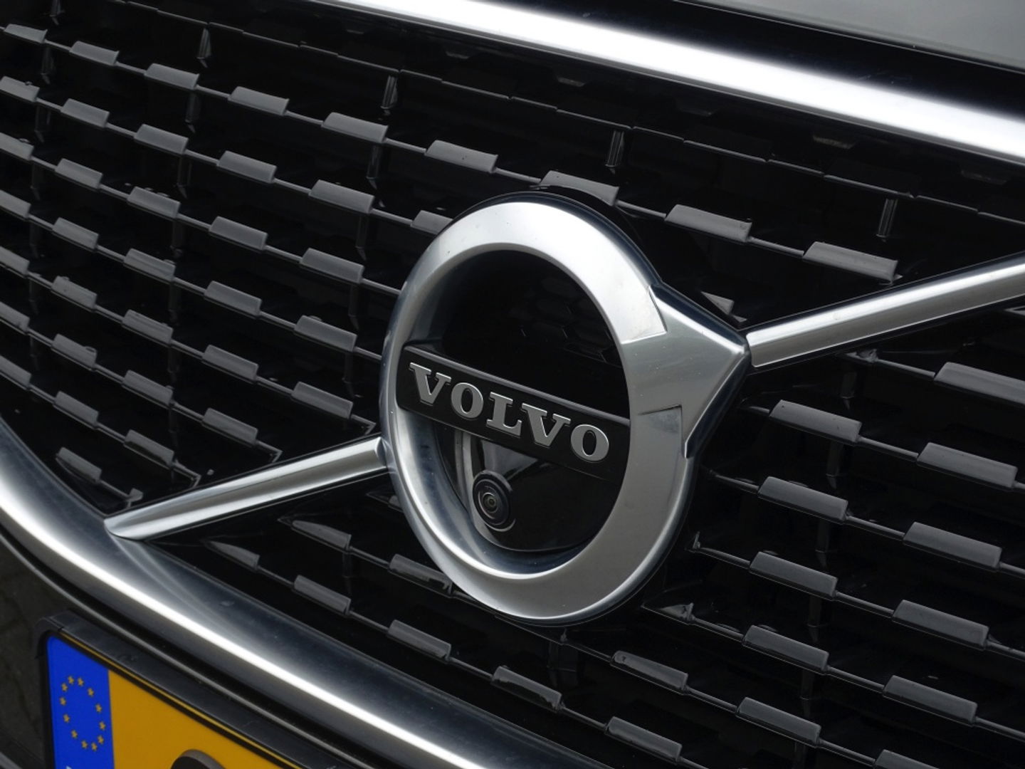 Volvo XC60 T8 407PK AWD / Inscription / panoramadak / 360° / LED