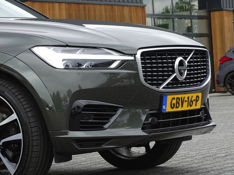 Volvo XC60 T8 407PK AWD / Inscription / panoramadak / 360° / LED