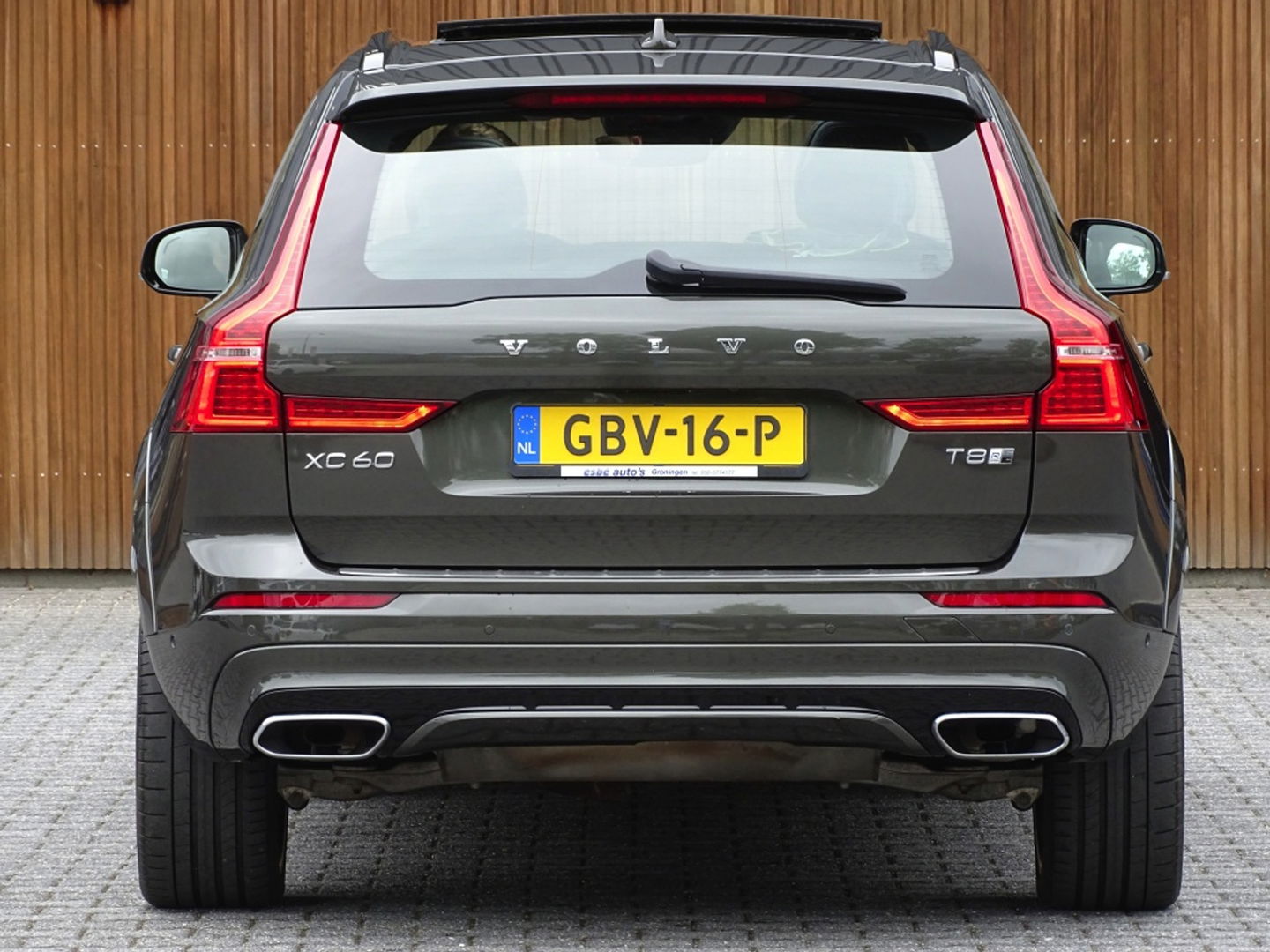 Volvo XC60 T8 407PK AWD / Inscription / panoramadak / 360° / LED