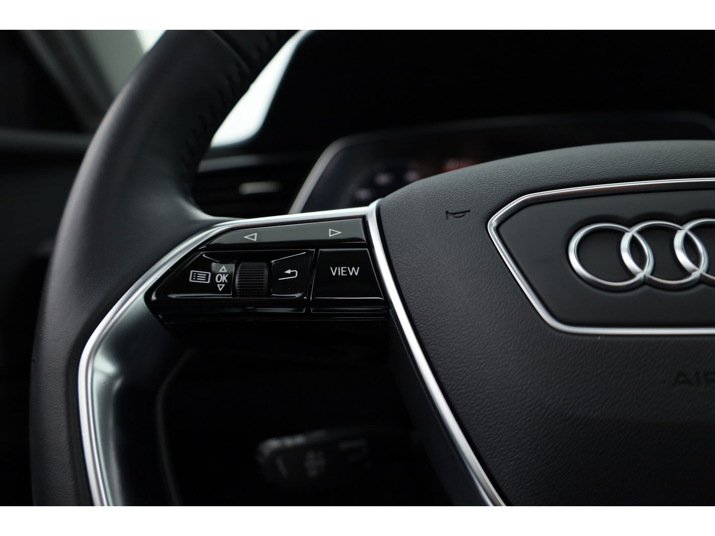 Audi e-tron e-tron 55 quattro advanced 95 kWh | Pano | HUD | Soft Close | Bang & Olufsen | Stoelventilatie | Afn. Trekhaak