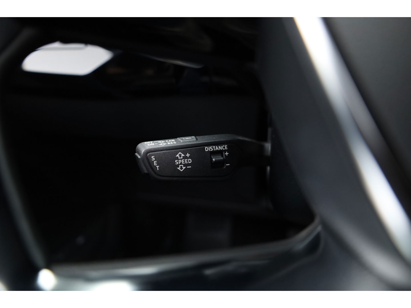 Audi e-tron e-tron 55 quattro advanced 95 kWh | Pano | HUD | Soft Close | Bang & Olufsen | Stoelventilatie | Afn. Trekhaak