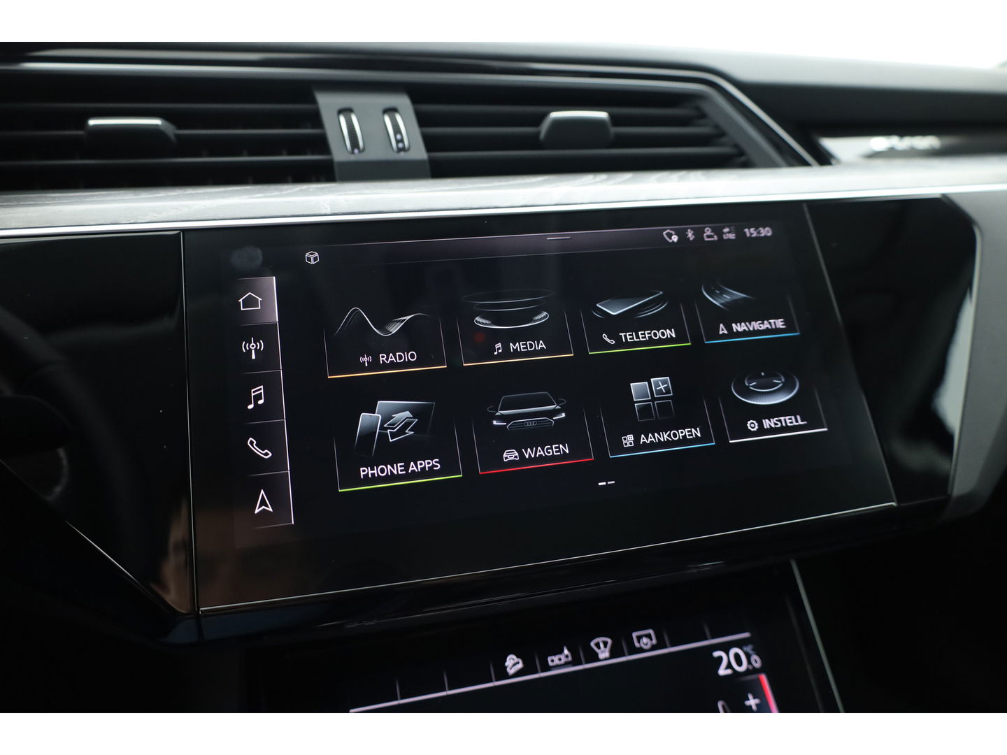 Audi e-tron e-tron 55 quattro advanced 95 kWh | Pano | HUD | Soft Close | Bang & Olufsen | Stoelventilatie | Afn. Trekhaak