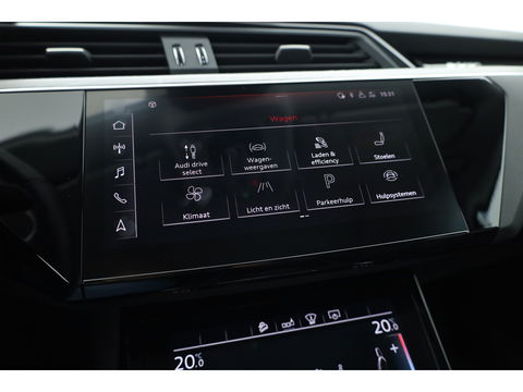 Audi e-tron e-tron 55 quattro advanced 95 kWh | Pano | HUD | Soft Close | Bang & Olufsen | Stoelventilatie | Afn. Trekhaak