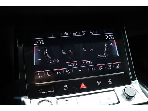Audi e-tron e-tron 55 quattro advanced 95 kWh | Pano | HUD | Soft Close | Bang & Olufsen | Stoelventilatie | Afn. Trekhaak