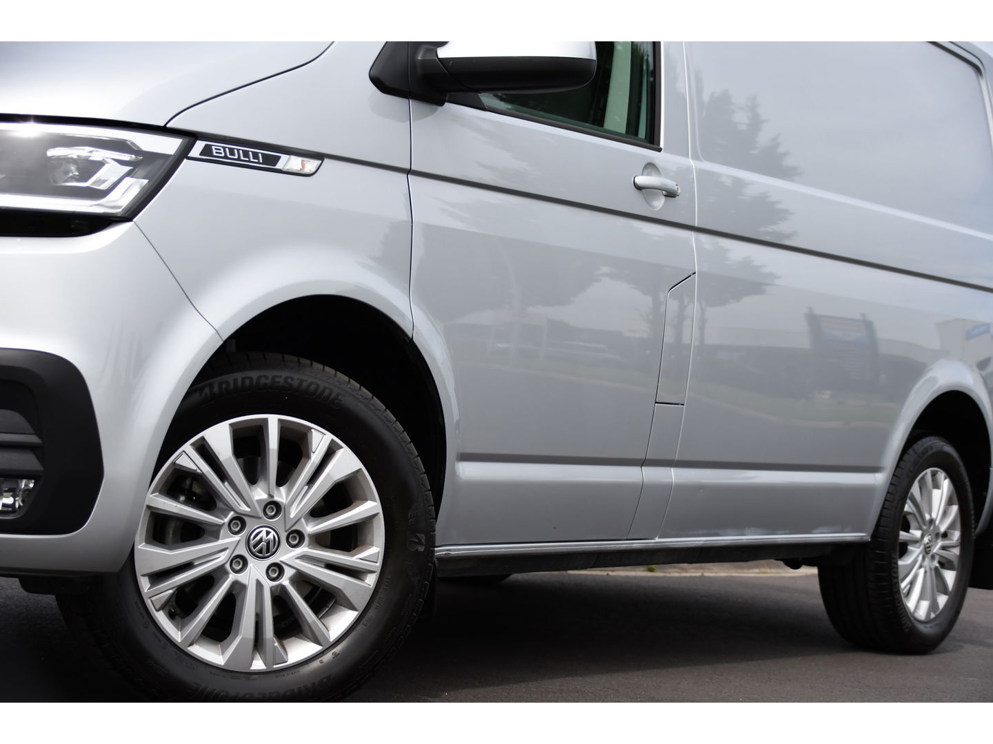 Volkswagen Transporter 2.0 TDI L1H1 30 Bulli Virtual, Adaptieve Cruise, Carplay, LED, 150PK, Multimedia, NAVI, Standkachel, Stoelverwarming,
