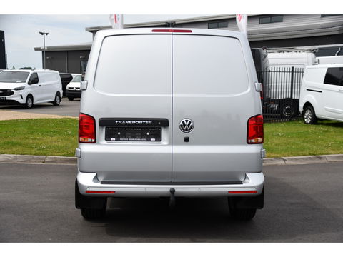 Volkswagen Transporter 2.0 TDI L1H1 30 Bulli Virtual, Adaptieve Cruise, Carplay, LED, 150PK, Multimedia, NAVI, Standkachel, Stoelverwarming,