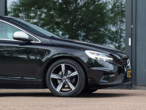 Volvo V40 2.0 D2 R-Design 150PK