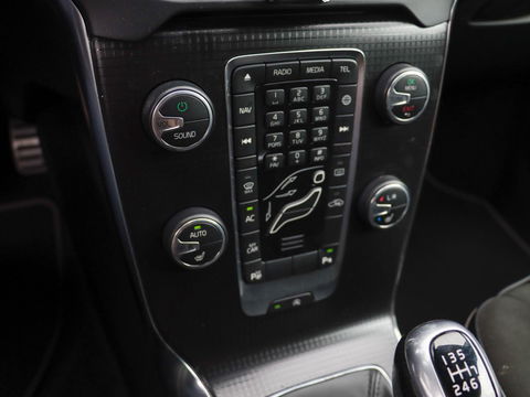 Volvo V40 2.0 D2 R-Design 150PK