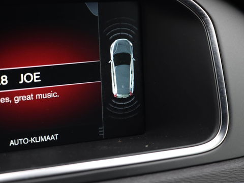 Volvo V40 2.0 D2 R-Design 150PK