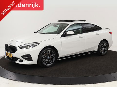 BMW 2 Serie Gran Coupé 218i Executive | Panoramadak | Carplay | Cruise control | Sportstoelen | Sfeerverlichting | LED | Navigatie