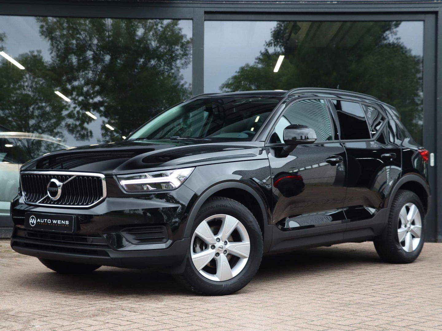 Volvo XC40 1.5 T2 130PK Momentum Core | Navigatie | Stoelverwarming | Camera