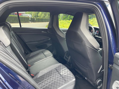 Volkswagen Golf 1.5 TSI 2X R-LINE CAMERA VIRTUAL DISPLAY SFEERVERLICHTING IQ-LED