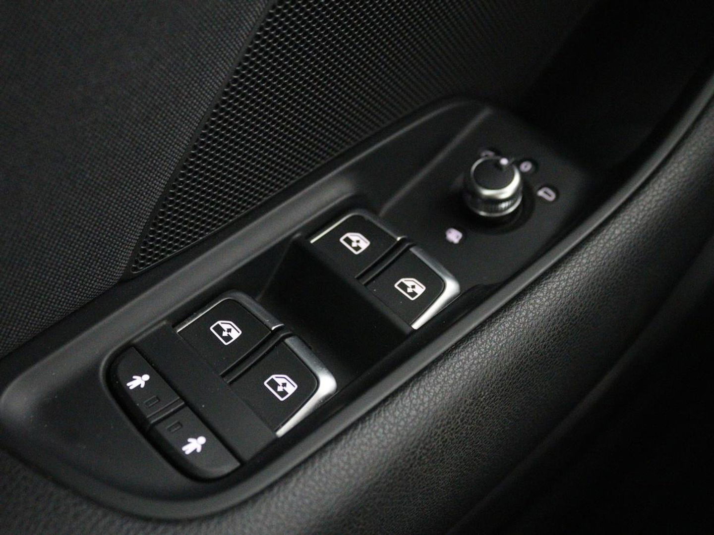 Audi A3 30 TFSI Sport | Full LED | Sportstoelen | Navigatie | Climate control | Bluetooth | Cruise control | Parkeerhulp