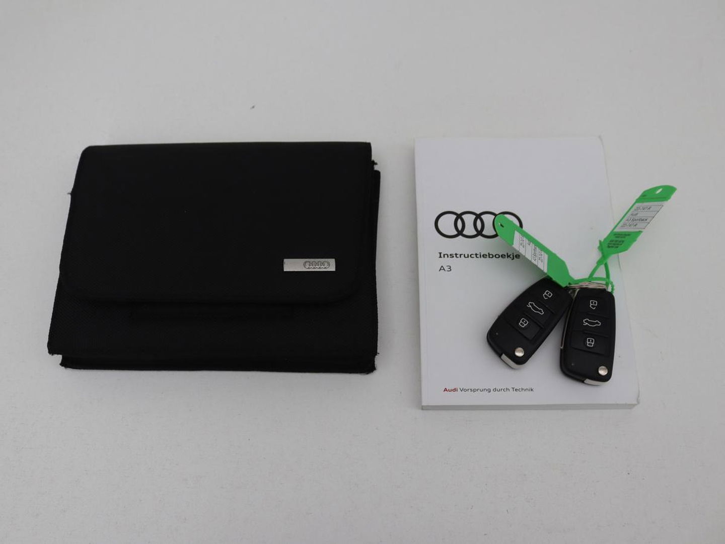 Audi A3 30 TFSI Sport | Full LED | Sportstoelen | Navigatie | Climate control | Bluetooth | Cruise control | Parkeerhulp