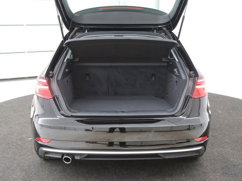 Audi A3 30 TFSI Sport | Full LED | Sportstoelen | Navigatie | Climate control | Bluetooth | Cruise control | Parkeerhulp