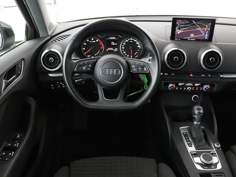 Audi A3 30 TFSI Sport | Full LED | Sportstoelen | Navigatie | Climate control | Bluetooth | Cruise control | Parkeerhulp