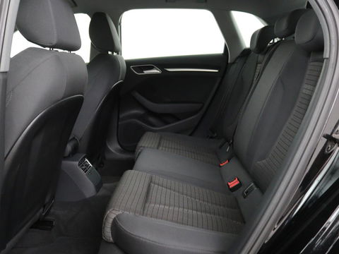 Audi A3 30 TFSI Sport | Full LED | Sportstoelen | Navigatie | Climate control | Bluetooth | Cruise control | Parkeerhulp