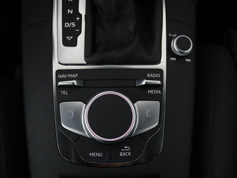 Audi A3 30 TFSI Sport | Full LED | Sportstoelen | Navigatie | Climate control | Bluetooth | Cruise control | Parkeerhulp