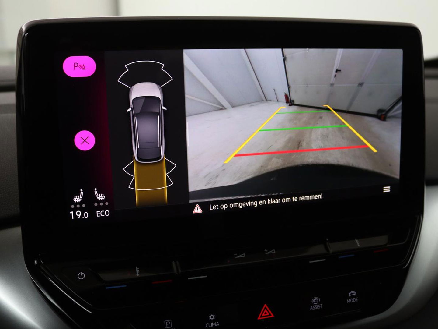 Volkswagen ID.4 First 77 kWh | Warmtepomp | Stoel & stuurverwarming | Carplay | Adaptive cruise | Full LED | Half leder | Navigatie | Parkeerhulp