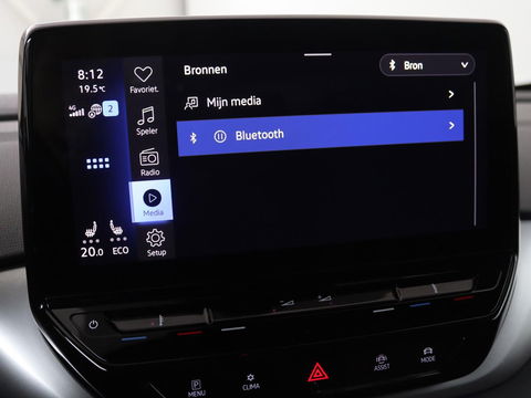 Volkswagen ID.4 First 77 kWh | Warmtepomp | Stoel & stuurverwarming | Carplay | Adaptive cruise | Full LED | Half leder | Navigatie | Parkeerhulp