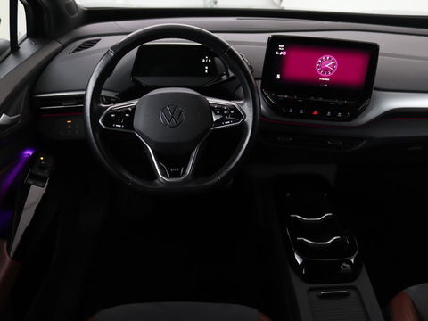 Volkswagen ID.4 First 77 kWh | Warmtepomp | Stoel & stuurverwarming | Carplay | Adaptive cruise | Full LED | Half leder | Navigatie | Parkeerhulp