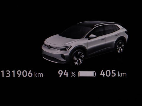 Volkswagen ID.4 First 77 kWh | Warmtepomp | Stoel & stuurverwarming | Carplay | Adaptive cruise | Full LED | Half leder | Navigatie | Parkeerhulp