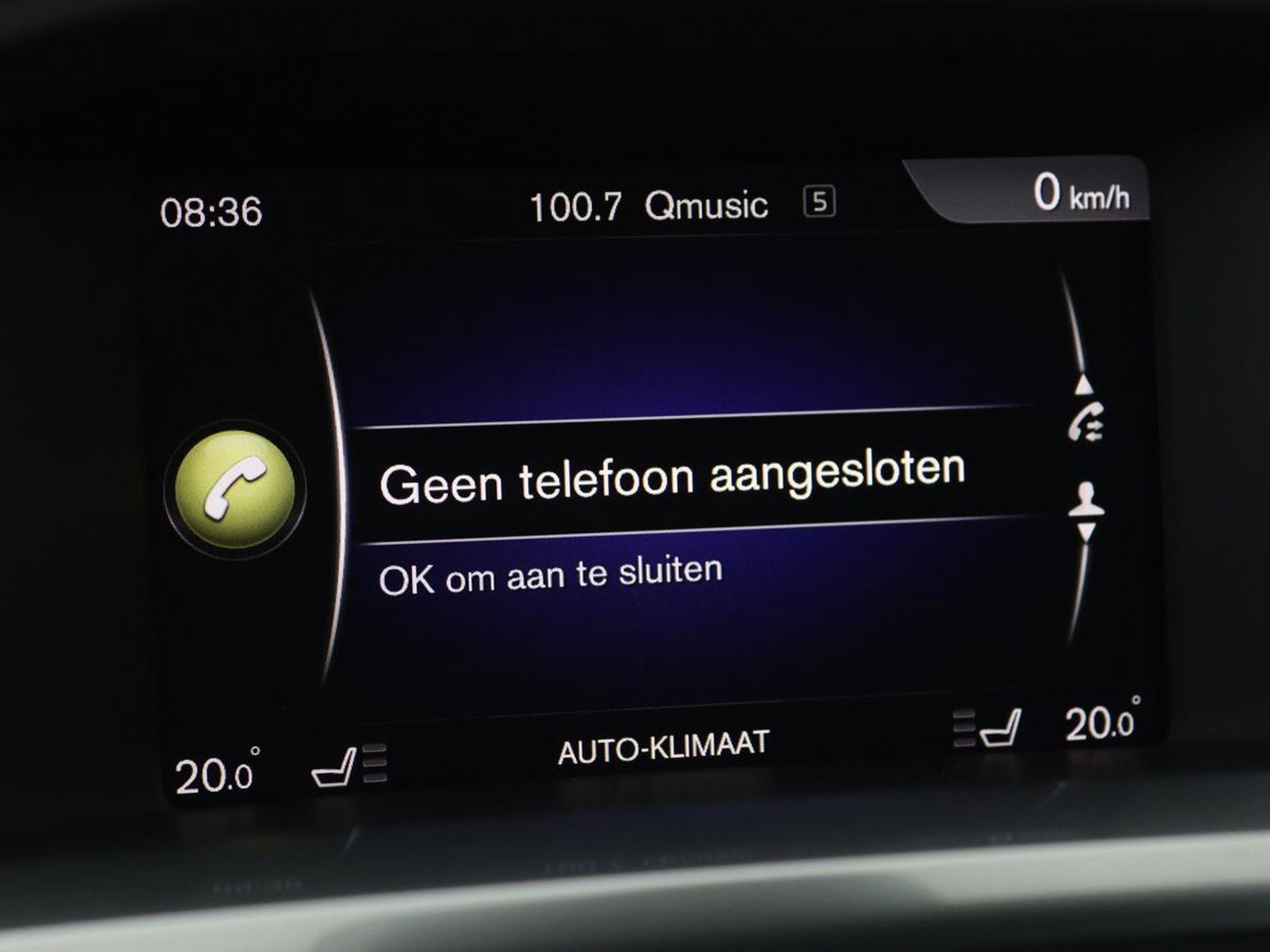 Volvo V60 1.5 T3 R-Design | Stoelverwarming | Xenon | Leder/Alcantara | Navigatie | Trekhaak | Parkeerhulp | Climate control | Cruise control