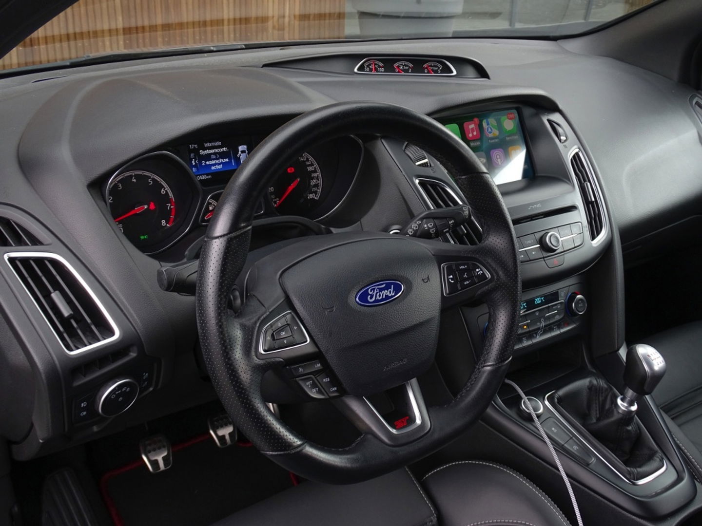 Ford Focus ST MK3 2.0T 289PK / Recaro / Milltek / Airtac / LED