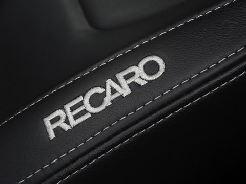 Ford Focus ST MK3 2.0T 289PK / Recaro / Milltek / Airtac / LED