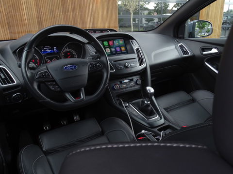 Ford Focus ST MK3 2.0T 289PK / Recaro / Milltek / Airtac / LED
