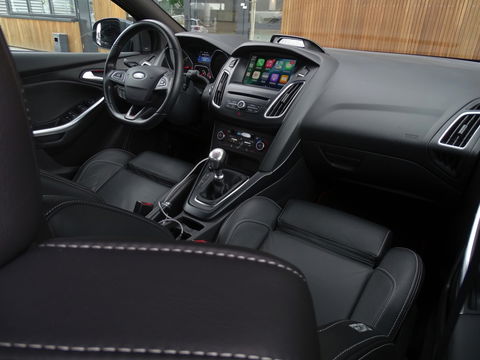 Ford Focus ST MK3 2.0T 289PK / Recaro / Milltek / Airtac / LED