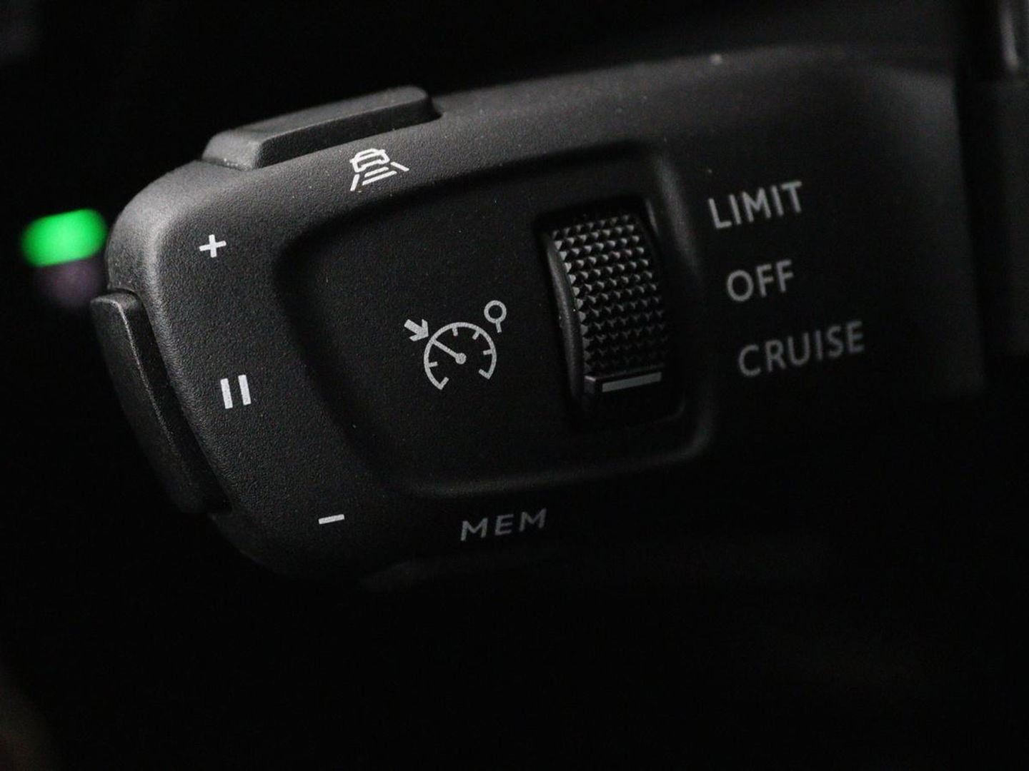 DS 7 Crossback E-Tense 4x4 Performance Line | Panoramadak | Adaptive cruise | Leder/Alcantara | Keyless | Full LED | Carplay | Navigatie | Camera | PHEV