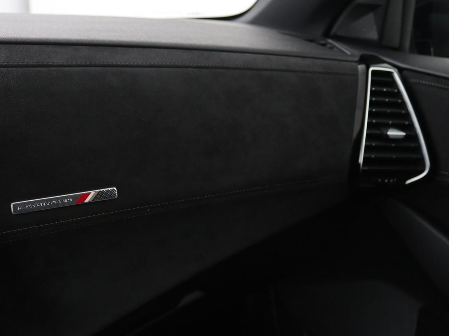 DS 7 Crossback E-Tense 4x4 Performance Line | Panoramadak | Adaptive cruise | Leder/Alcantara | Keyless | Full LED | Carplay | Navigatie | Camera | PHEV