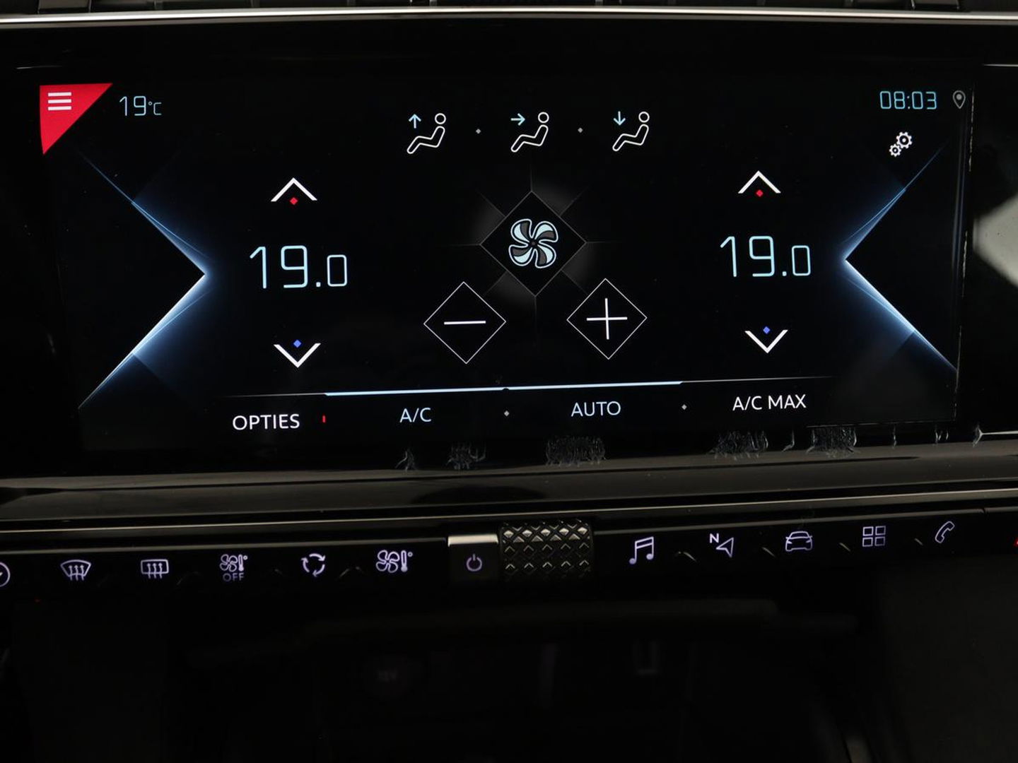 DS 7 Crossback E-Tense 4x4 Performance Line | Panoramadak | Adaptive cruise | Leder/Alcantara | Keyless | Full LED | Carplay | Navigatie | Camera | PHEV
