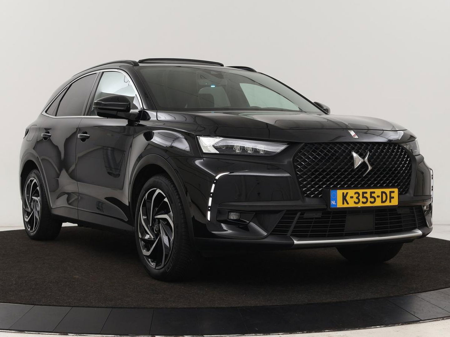 DS 7 Crossback E-Tense 4x4 Performance Line | Panoramadak | Adaptive cruise | Leder/Alcantara | Keyless | Full LED | Carplay | Navigatie | Camera | PHEV