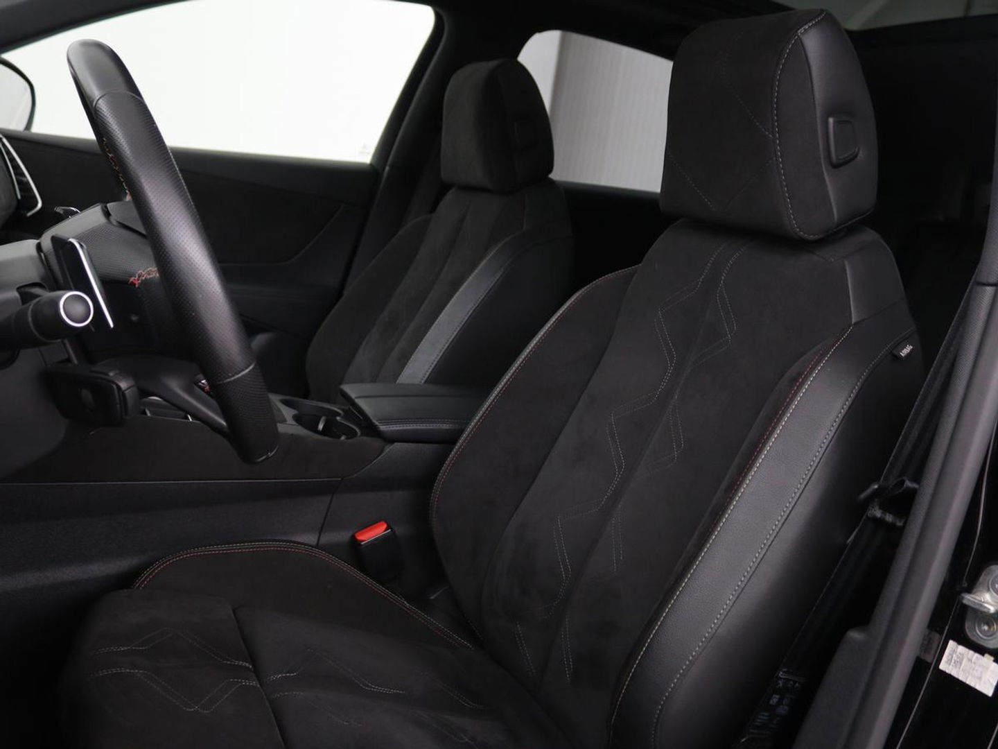 DS 7 Crossback E-Tense 4x4 Performance Line | Panoramadak | Adaptive cruise | Leder/Alcantara | Keyless | Full LED | Carplay | Navigatie | Camera | PHEV