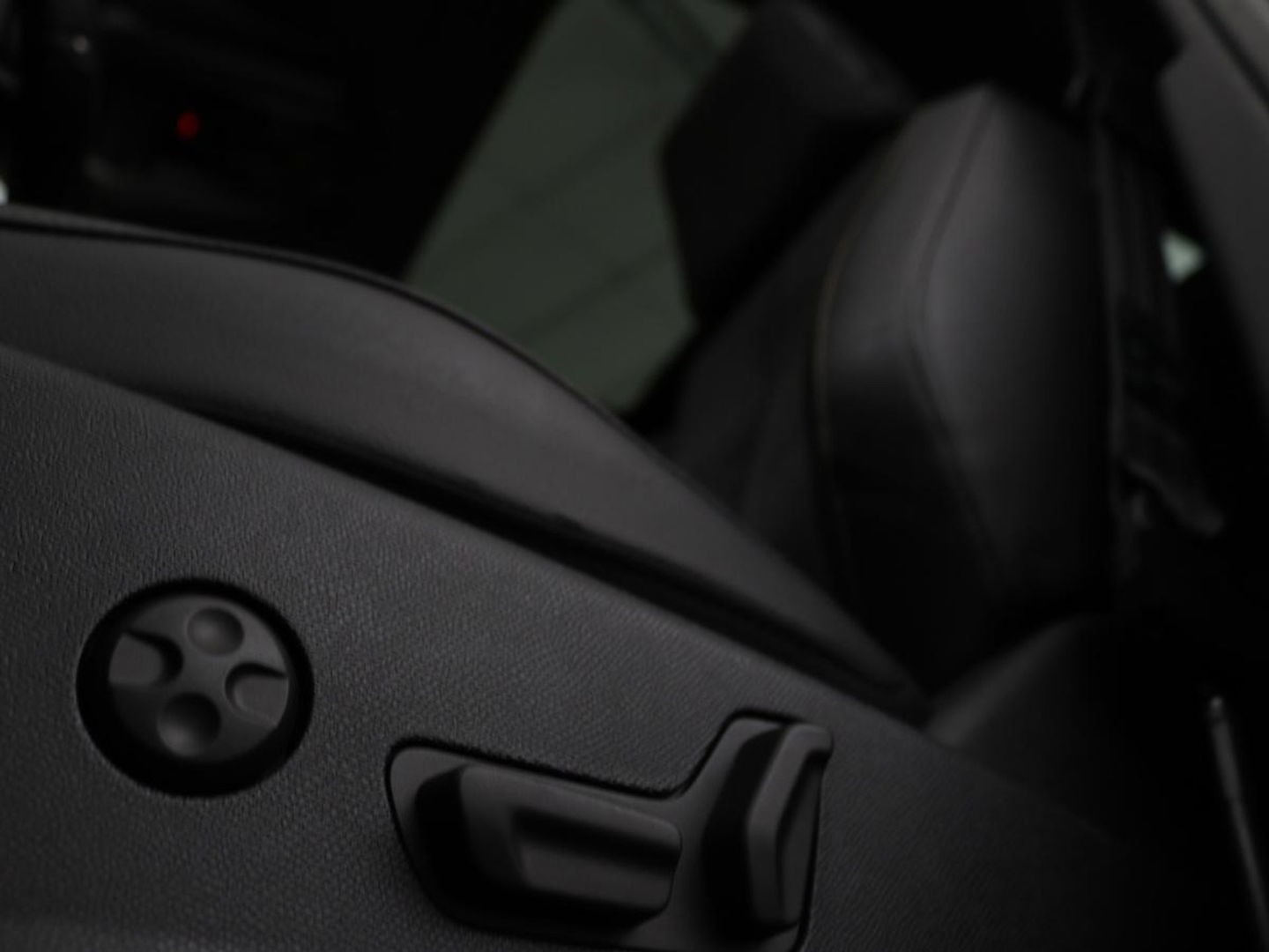 DS 7 Crossback E-Tense 4x4 Performance Line | Panoramadak | Adaptive cruise | Leder/Alcantara | Keyless | Full LED | Carplay | Navigatie | Camera | PHEV