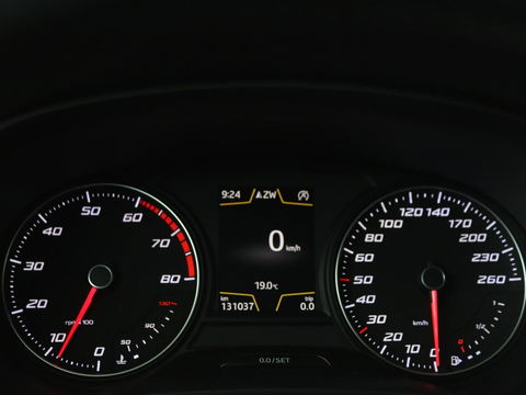 SEAT Leon 1.4 TSI Style | Carplay | Full LED | Climate control | Navigatie | Parkeerhulp | Cruise control | Bluetooth