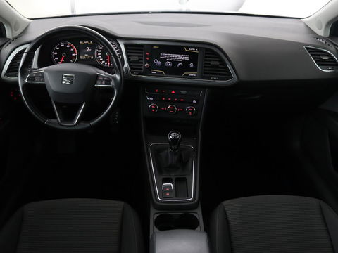 SEAT Leon 1.4 TSI Style | Carplay | Full LED | Climate control | Navigatie | Parkeerhulp | Cruise control | Bluetooth