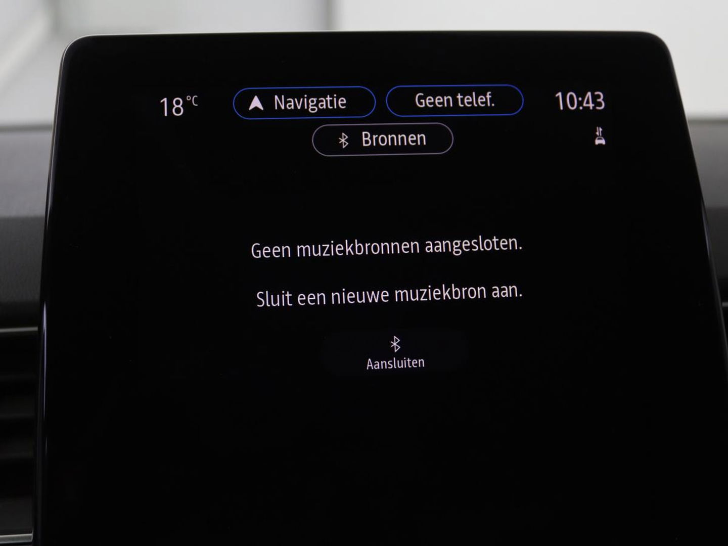 Renault Captur 1.6 E-Tech Hybrid 145 Initiale Paris | Leder | Stoel & stuurverwarming | Camera | Full LED | Park Assist | Carplay | BOSE Sound