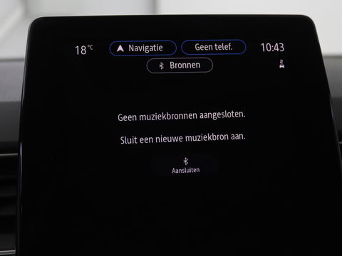 Renault Captur 1.6 E-Tech Hybrid 145 Initiale Paris | Leder | Stoel & stuurverwarming | Camera | Full LED | Park Assist | Carplay | BOSE Sound