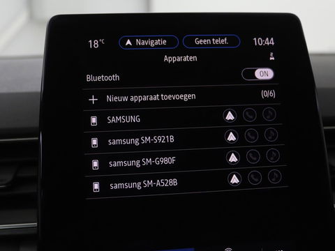 Renault Captur 1.6 E-Tech Hybrid 145 Initiale Paris | Leder | Stoel & stuurverwarming | Camera | Full LED | Park Assist | Carplay | BOSE Sound
