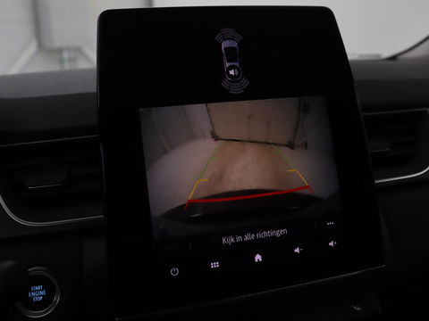 Renault Captur 1.6 E-Tech Hybrid 145 Initiale Paris | Leder | Stoel & stuurverwarming | Camera | Full LED | Park Assist | Carplay | BOSE Sound