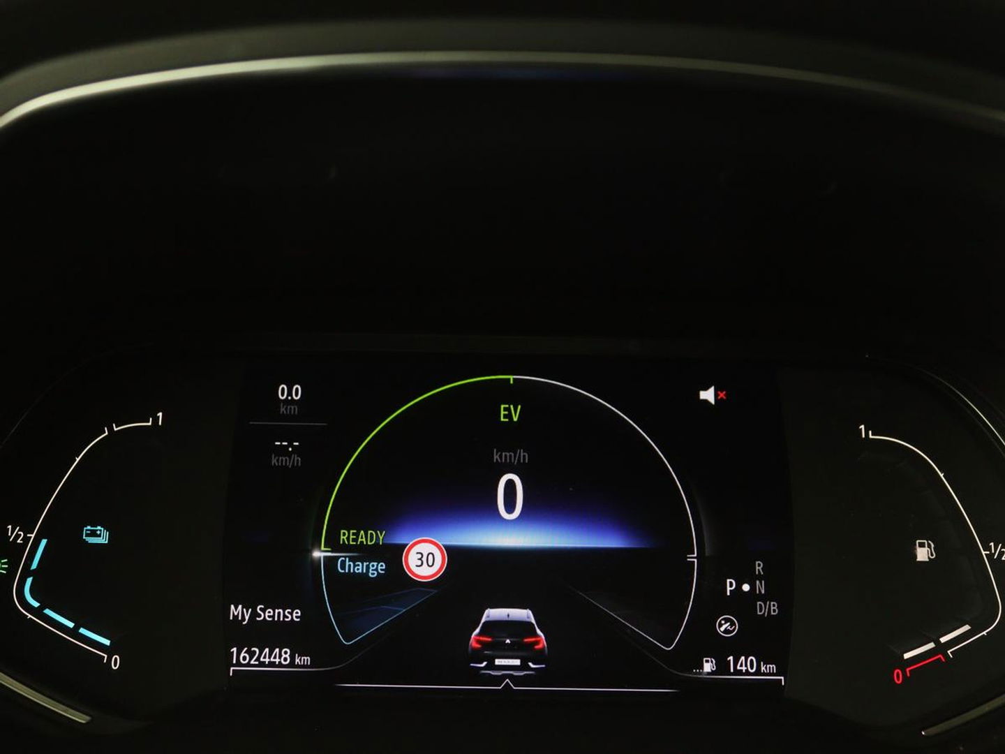 Renault Captur 1.6 E-Tech Hybrid 145 Initiale Paris | Leder | Stoel & stuurverwarming | Camera | Full LED | Park Assist | Carplay | BOSE Sound