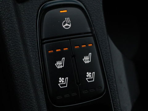 Kia Niro 1.6 GDI PHEV ExecutiveLine | Leder | Stoelventilatie | JBL Sound | Adaptive cruise | Camera | Carplay | Keyless | Navigatie | Stuur & achterbankverwarming