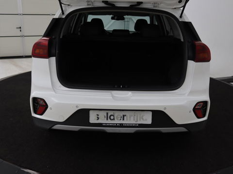 Kia Niro 1.6 GDI PHEV ExecutiveLine | Leder | Stoelventilatie | JBL Sound | Adaptive cruise | Camera | Carplay | Keyless | Navigatie | Stuur & achterbankverwarming